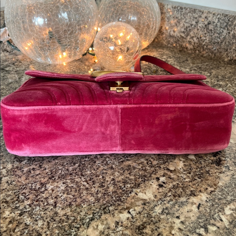 Gucci Fuchsia Velvet GG Marmont Bag - Picture 12 of 15